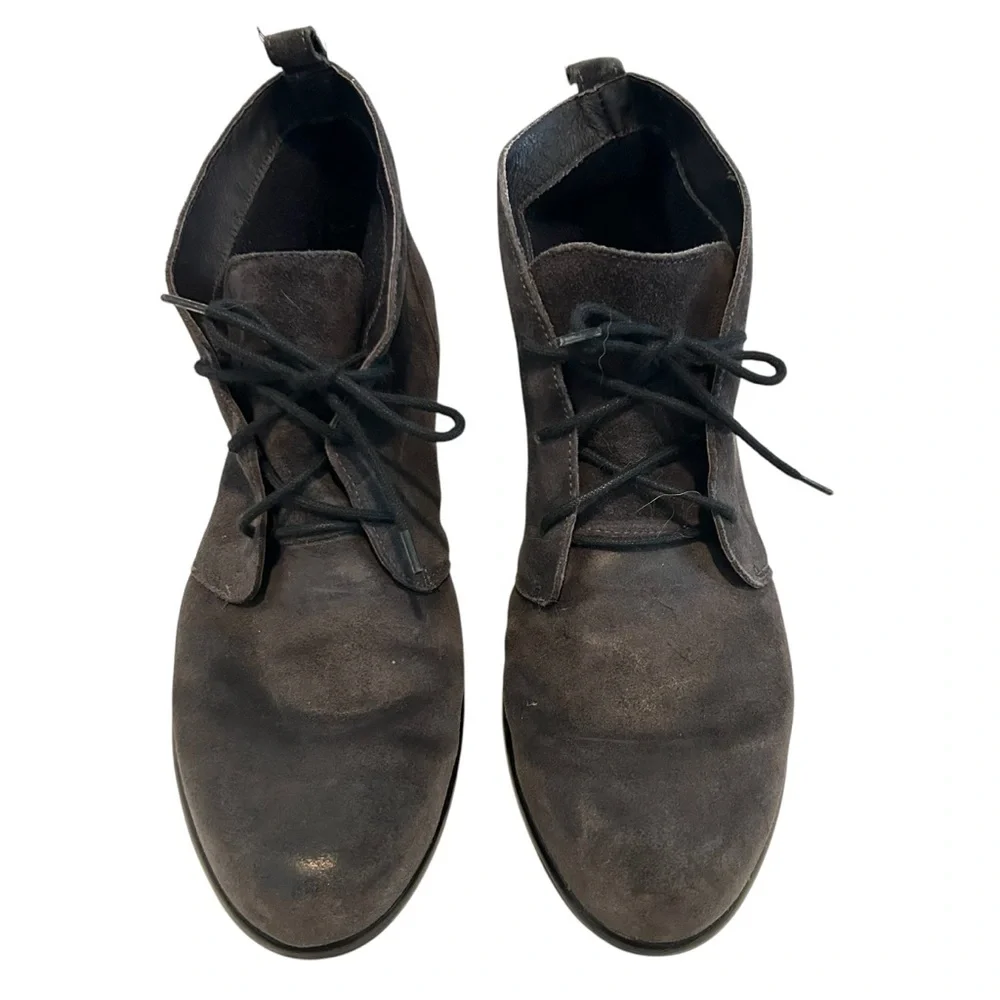 Naot Women's Grey Suede Booties in‎ Size 9.5